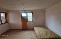 TEREN INTRAVILAN cu costructie pe teren La 2 km de Manastirea CRASNA