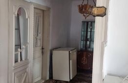 TEREN zona aer curat CASA si ANEXA