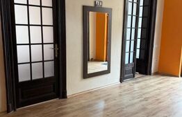 Vilă istorică in Sinaia, zona Peleș -500 mp, ideal investiție