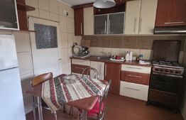 Casa cu 3 camere, curte verde si spatioasa 400 mp,zona Bariera Bucuresti
