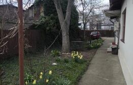 Casa cu 3 camere, curte verde si spatioasa 400 mp,zona Bariera Bucuresti
