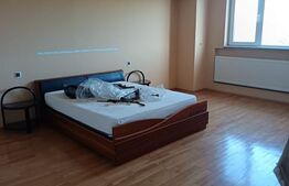 Hala de productie, spatii depozitare, parcare, cladire cu birouri, teren 14474mp