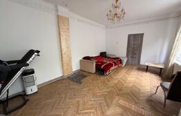 Casa de vanzare, 241 mp, zona Spital Boldescu