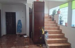 Casa tip duplex cu 2 apartamente P+1+M, 229.40 mp, zona Targsoru Vechi