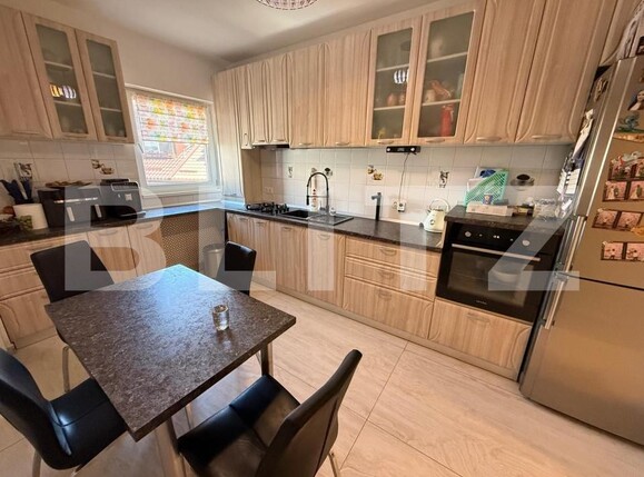 Apartament de vânzare 4 camere Vest - 195683AV | BLITZ Ploieşti | Poza3