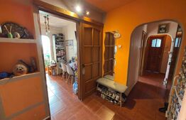 Apartament 3 camere, 64 mp, zona Penes Curcanul