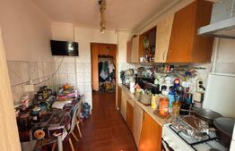 Apartament 3 camere, 64 mp, zona Penes Curcanul