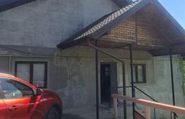 Casa de vanzare, 118 mp, zona Surani
