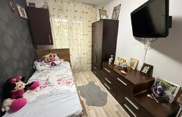 Apartament 3 camere, 43 mp, zona Vest