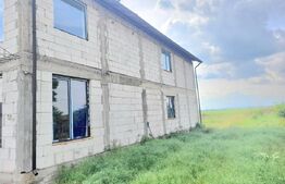 Vila P+E cu teren de 2.700 mp, 381 mp– Corlatesti, Berceni, Prahova