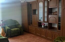 Apartament 3 camere, 75 mp, Etaj 2, zona Centru 