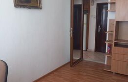 Apartament 3 camere, 75 mp, Etaj 2, zona Centru 