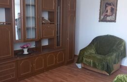 Apartament 3 camere, 75 mp, Etaj 2, zona Centru 