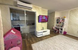 Apartament cu 3 camere, 89 mp, zona 9 Mai