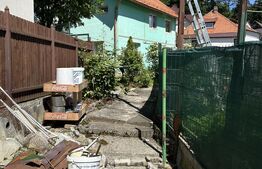 Casă individuală cu 4 camere și foișor, 133 mp, zonă Bușteni