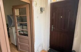 Casa de vanzare, 83 mp, zona Lupeni 