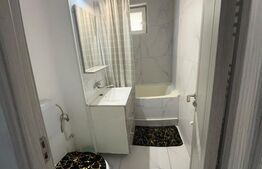 Apartament cu 3 camere, 60 mp, zona Republicii 