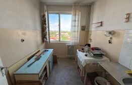 Apartament 3 camere, 54 mp, zona Andrei Muresanu 