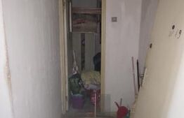 Apartament cu 3 camere, an 1983, zona Caraiman