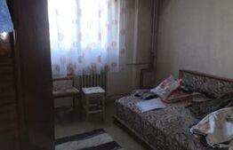 Apartament cu 3 camere, an 1983, zona Caraiman