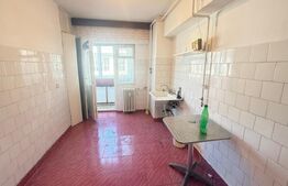 Apartament 3 camere decomandat, 64.80 mp, zona Republicii