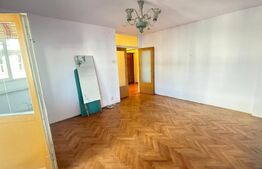 Apartament 3 camere decomandat, 64.80 mp, zona Republicii