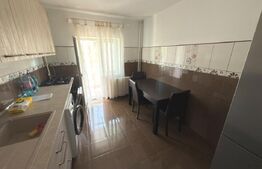 Apartament 3 camere, 2 bai, 76 mp, zona Marasesti 