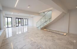 Spațiu comercial P+1, 184 mp, parcare, zona Central 