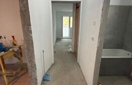 Apartament 4 camere, 62 mp, zona Malu Rosu