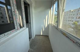 Apartament 4 camere, 62 mp, zona Malu Rosu
