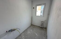 Apartament 4 camere, 62 mp, zona Malu Rosu