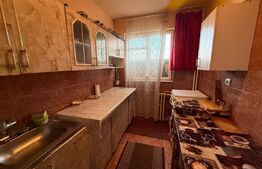 Apartament 3 camere - Zona Bulevardul Bucuresti