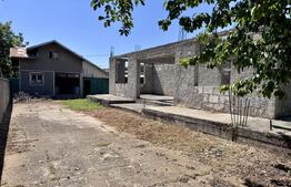 Casa în constructie