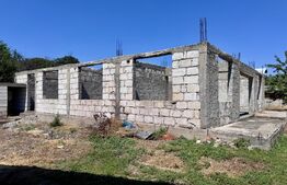 Casa în constructie