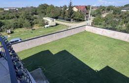 Casa de vanzare, 380 mp, zona Vest