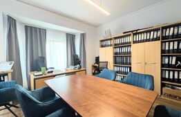 Casa cu 6 camere, 225 mp, zona Central 
