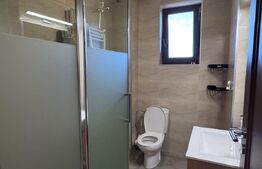 Apartament cu 3 camere, 82.80, zona Albert