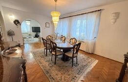 Casa premium, ultracentrala  cu piscina si 1249 mp teren. 