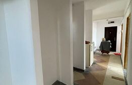 Apartament 3 camere decomandate, 86 mp, boxa, zona Hale