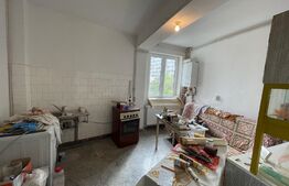 Apartament 3 camere decomandate, 86 mp, boxa, zona Hale