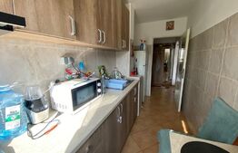 Apartament 2 camere, 42 mp, semidecomandat, zona Vest