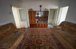 Apartament 3 camere, decomandat, 60 mp, zona Cina