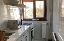 Apartament 3 camere , 49 mp , Malu Rosu
