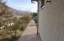 Casă deosebită cu 3 dormitoare și jacuzzi, aproape de statiunea Baile Herculane