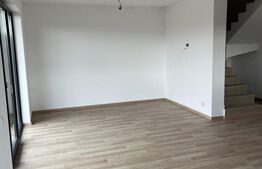 Vând duplex la cheie - suprafață utilă este de 110 m2 ,   3 dormitoare