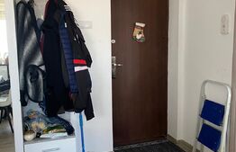 Apartament cu 3 camere, 60 mp, zona Closca