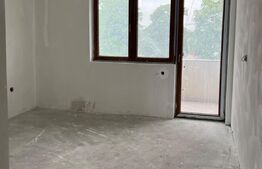 Apartament de 3 camere, 2 bai, 84 mp, zona Careiului