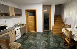 2 CASE, 300mp/700mp, teren 30 ari, zona strada Botizului