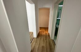 Apartament, 3 camere , zona Centru
