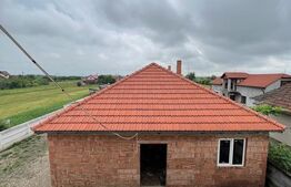 Casa 59 mp, teren 1300 mp, zona Balta Blonda 